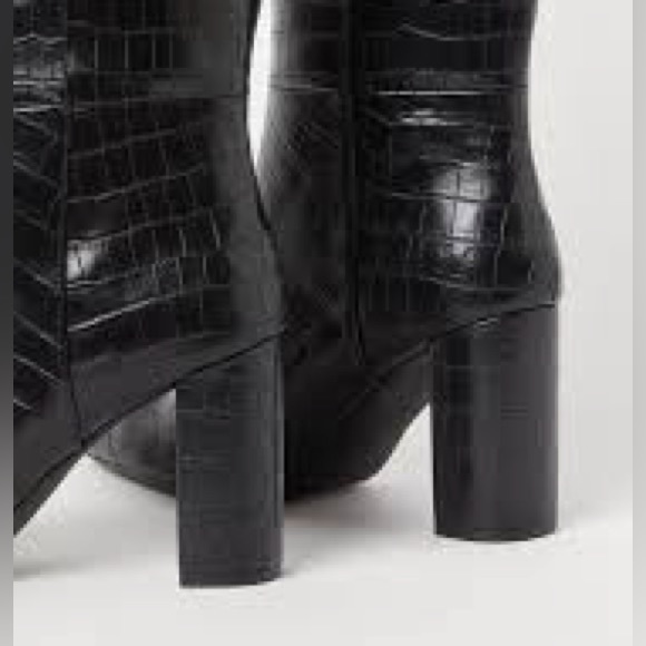 Brand New Crocodile patterned boots - Picture 3 of 5